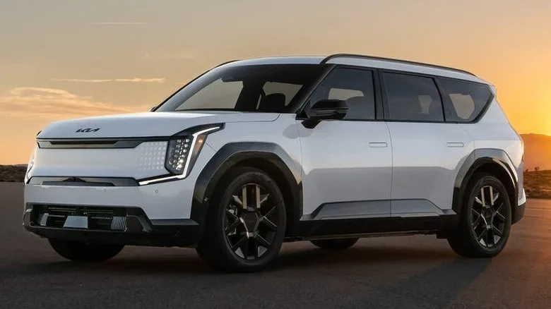 These Are 12 Of The Safest SUVs You Can Buy In 2026, According To The IIHS