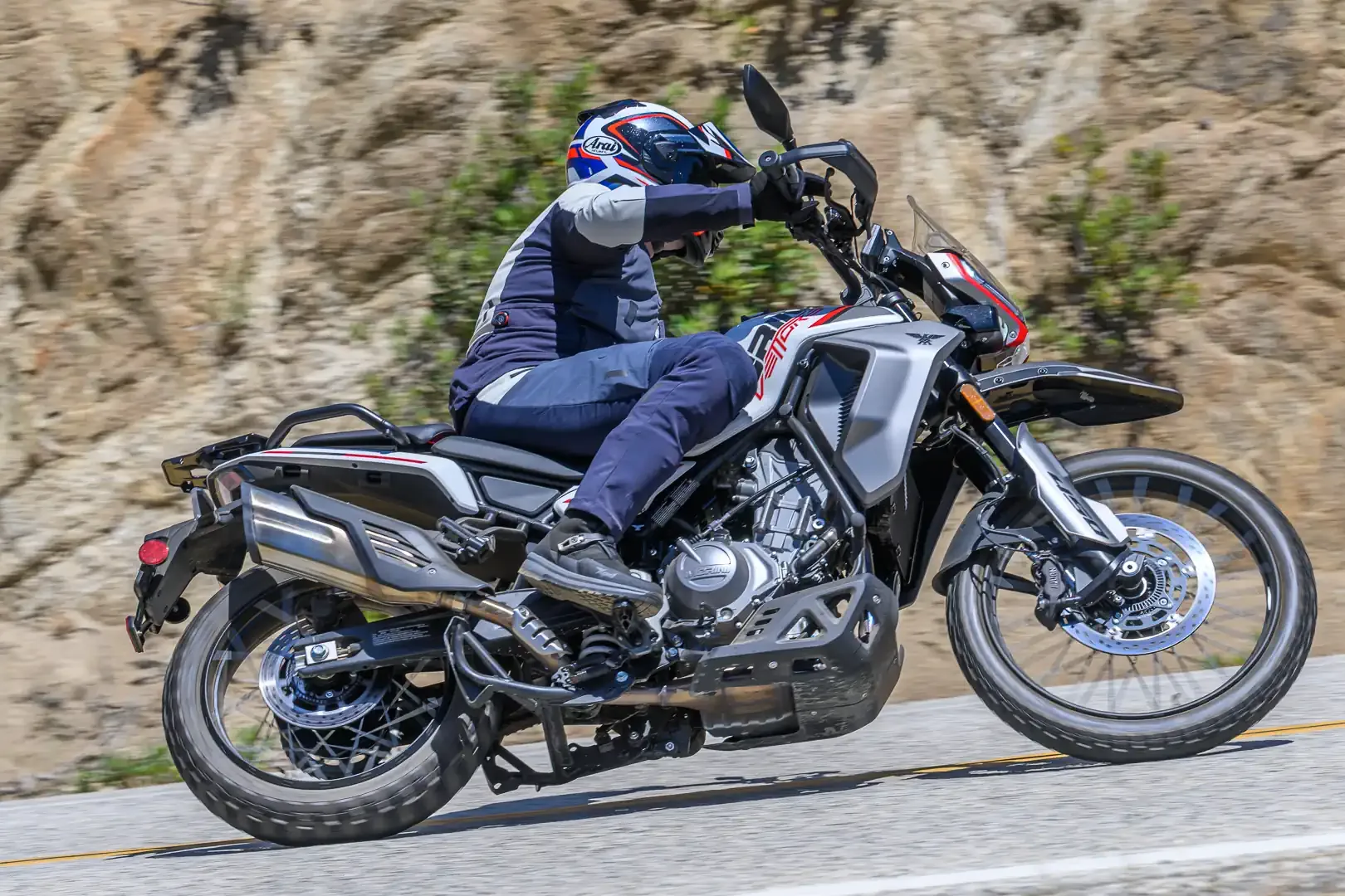 مراجعة 2026 Moto Morini Vettore 450: 16 حقائق سريعة