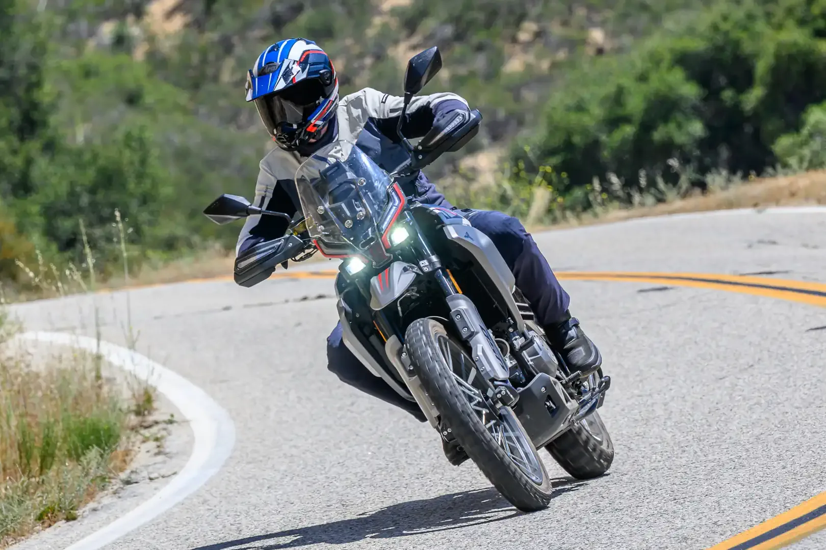 مراجعة 2026 Moto Morini Vettore 450: 16 حقائق سريعة
