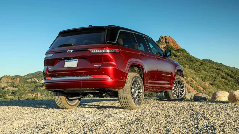 Tesla and Jeep Are the Only American Automakers in the Top 10 of Cars.com’s 2026 American-Made Index