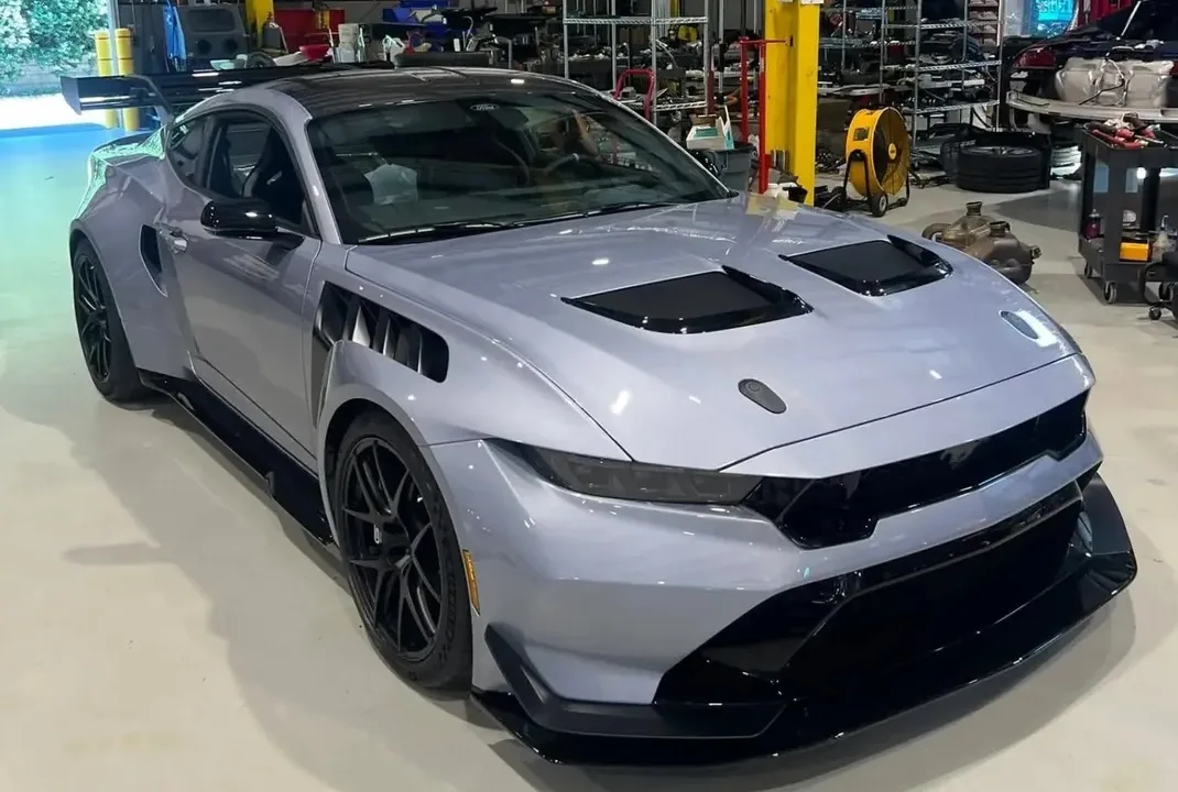 Ford Mustang GTD Dazzles in Brittany Blue