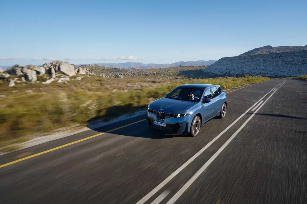 BMW Innovation Campaign Enters Следующий раунд: юмористические видеоролики, демонстрирующие интеллектуальные технологии в BMW iX3 и i7
