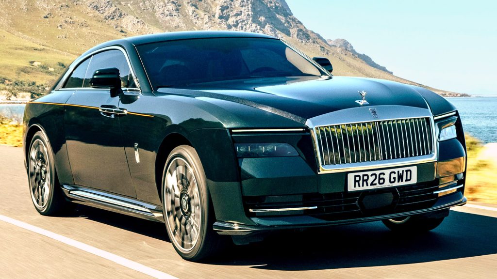Noua Rolls-Royce Spectre II ascunde 8.108 de lumini minuscule în bordul său