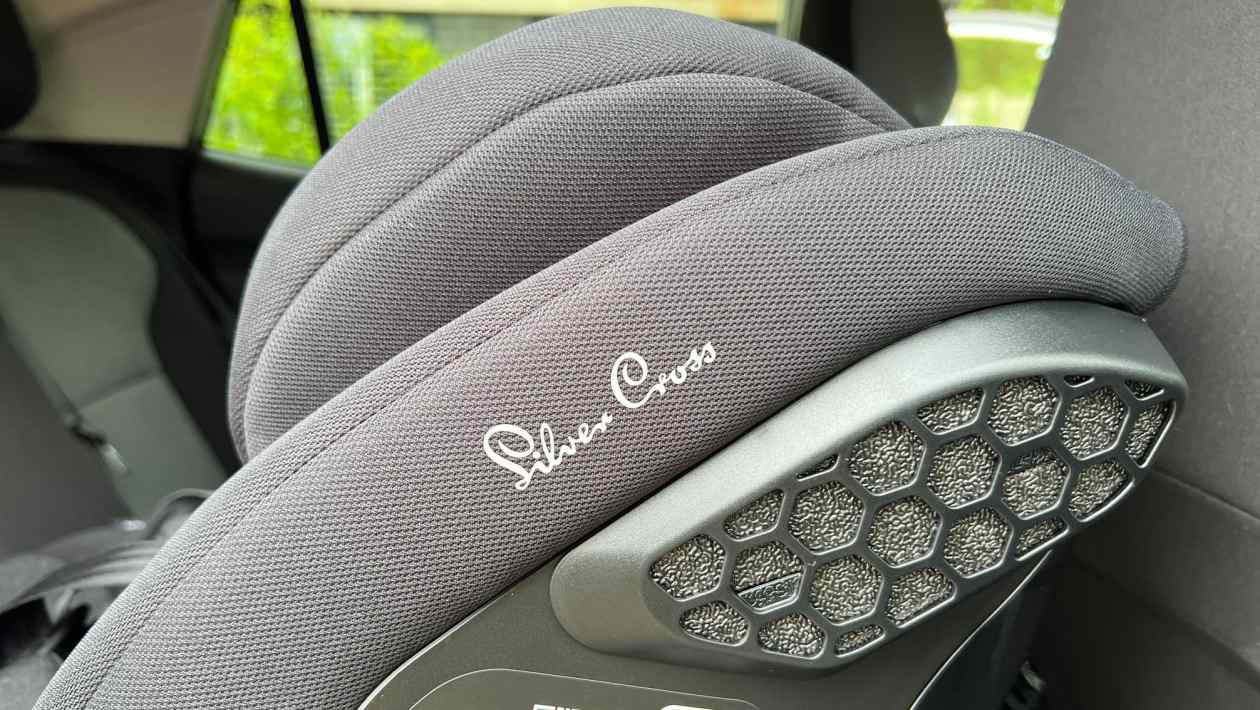 New Silver Cross Perform child car seat — first pictures