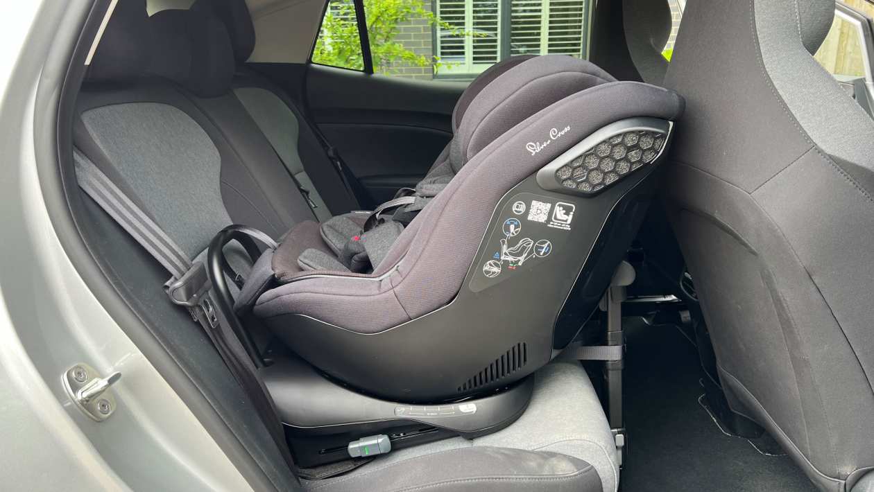 New Silver Cross Perform child car seat — first pictures
