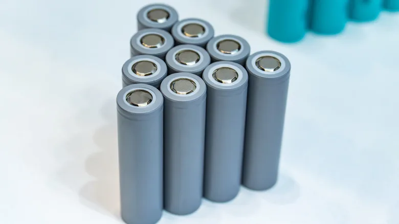 7 Common Objects You Should Never Leave in a Hot Car
