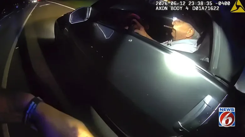 Твърди се, че 85-годишен мъж от Флорида удря 110 MPH в „Любима кола“ по време на улично състезание, бива арестуван