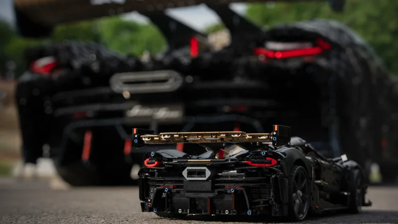 Lego’s full-size Koenigsegg Sadair’s Spear smashes Goodwood Hill Climb record in reverse