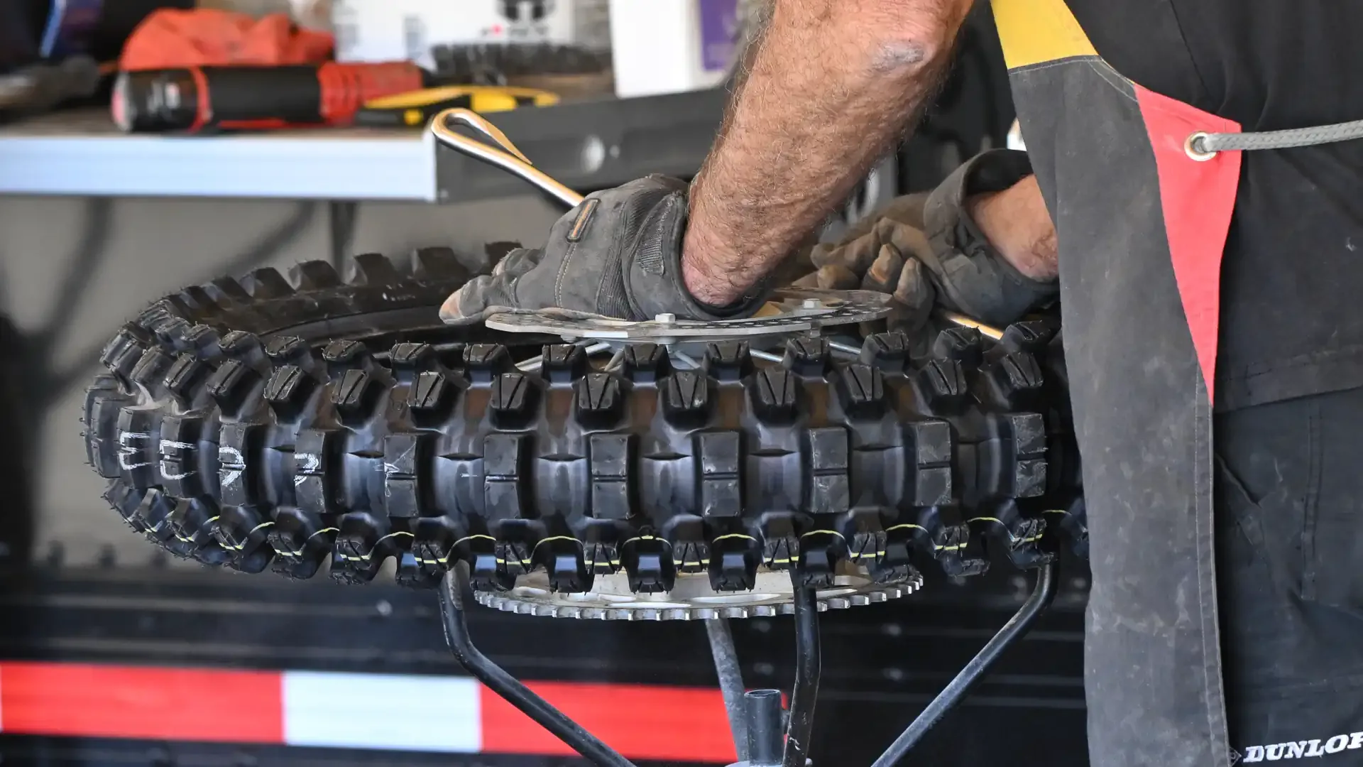 Dunlop Geomax MX54 First Look: Hard Pack MX Tire