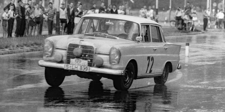 A decedat fostul pilot Mercedes-Benz Dieter Glemser, legendă a motorsportului clasic