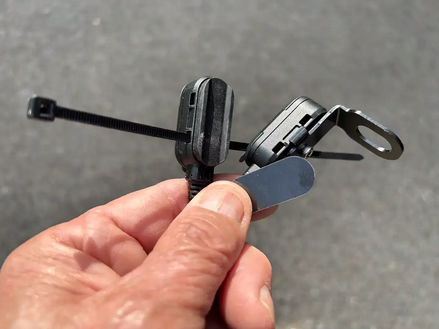 Garmin Zumo R1 Motorcycle Radar System Review: Safety First