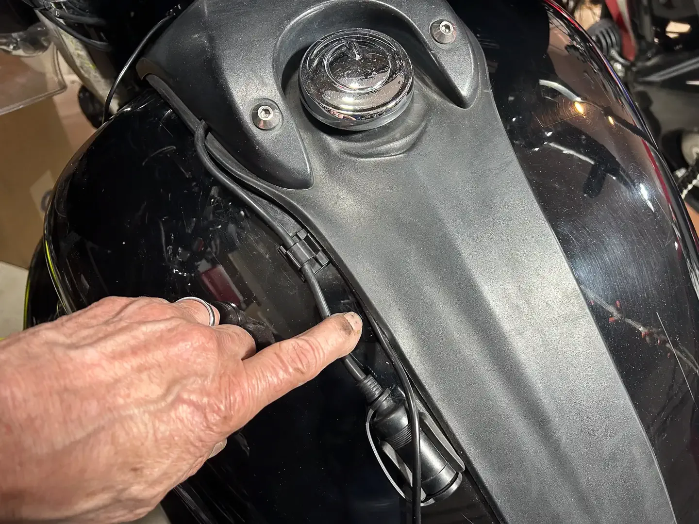 Garmin Zumo R1 Motorcycle Radar System Review: Safety First