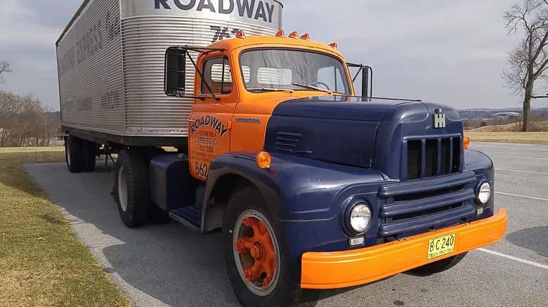 These 1950s Semi Trucks Had More Personality Than Today’s Big Rigs