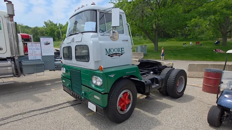 These 1950s Semi Trucks Had More Personality Than Today’s Big Rigs