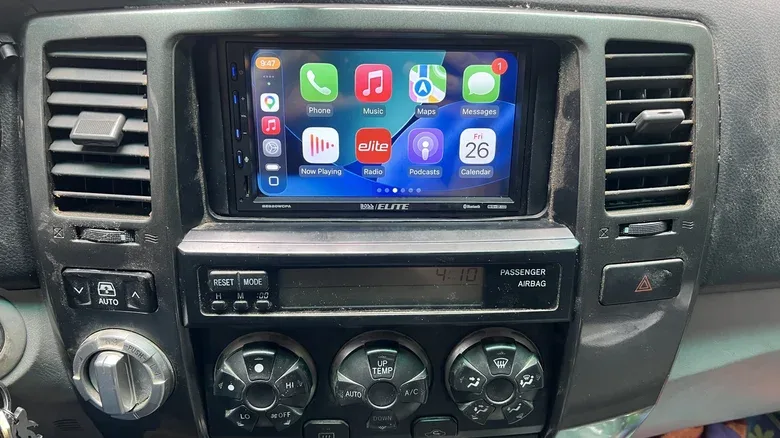 I Installed Apple CarPlay in My Wife’s 2006 Toyota 4Runner—and I’m Never Going Back