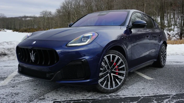 2026 Maserati Grecale Trofeo: Armăsarul italian al lui Jersey Turnpike