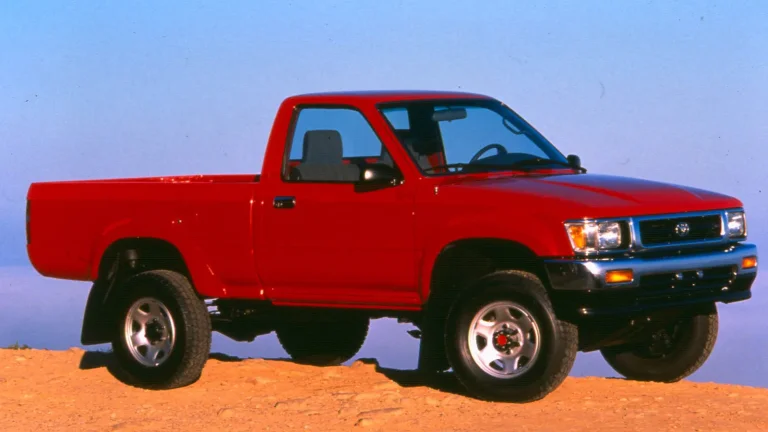De ce blocul din fontă Toyota 22R-E a făcut ca pickup-ul și 4Runner să nu fie uciși