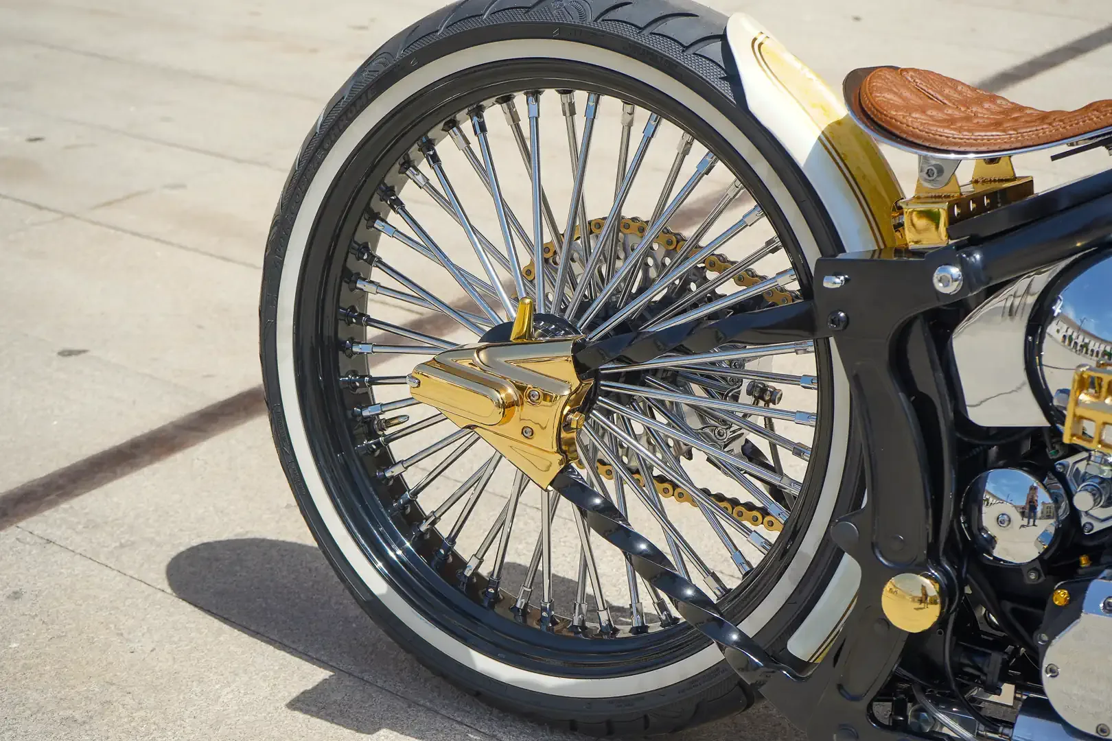 Lord Drake Kustoms Unveils Babylon: A Custom Harley-Davidson Masterpiece with 10 Replicas on the Way