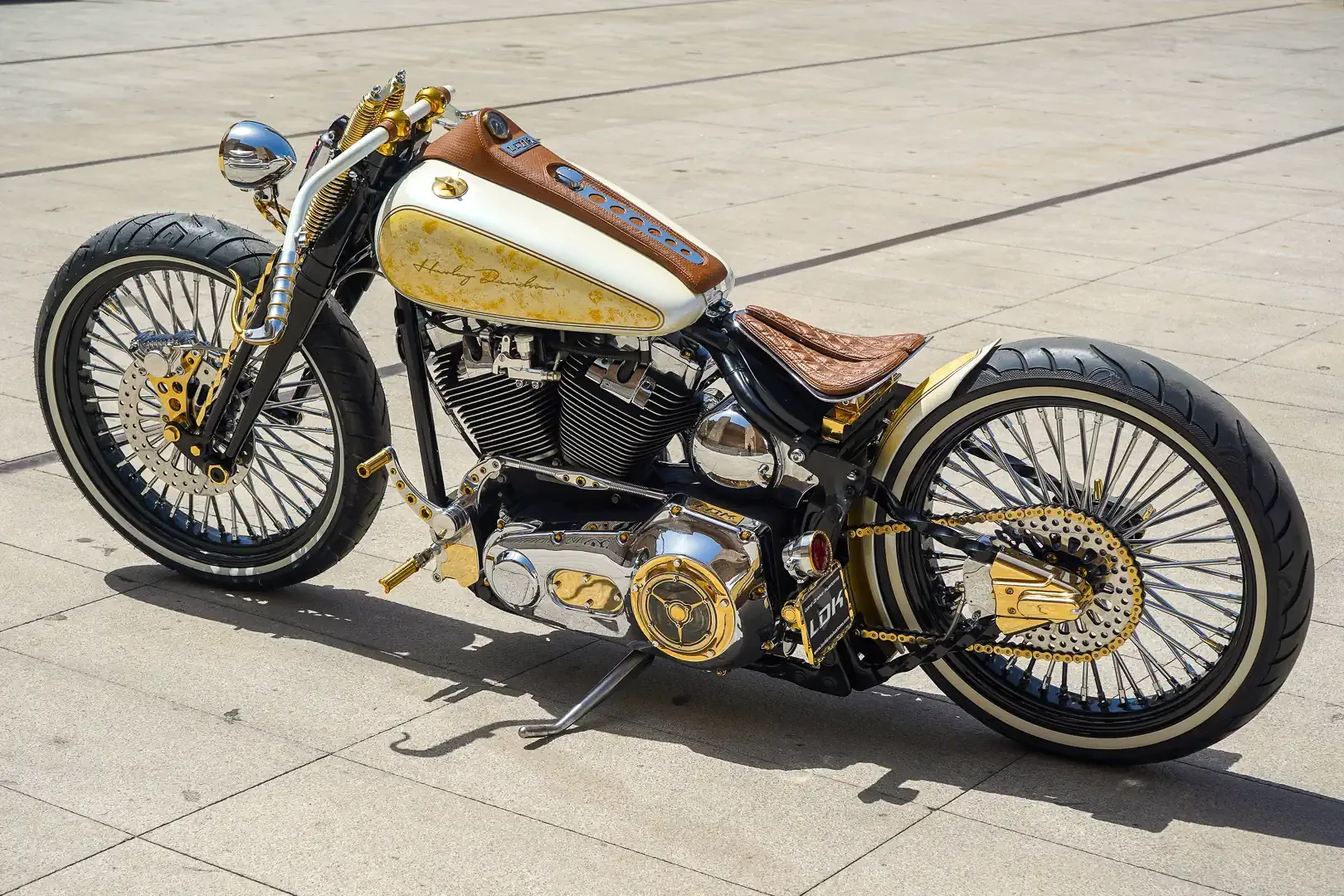 Lord Drake Kustoms Unveils Babylon: A Custom Harley-Davidson Masterpiece with 10 Replicas on the Way
