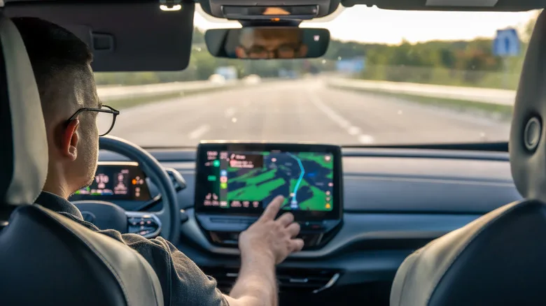 These Are the Features You’d Ditch to Make Modern Cars Cheaper
