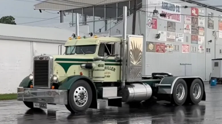 These 1950s Semi Trucks Had More Personality Than Today’s Big Rigs