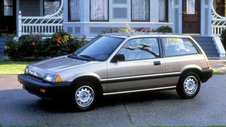 These Are the Features You’d Ditch to Make Modern Cars Cheaper