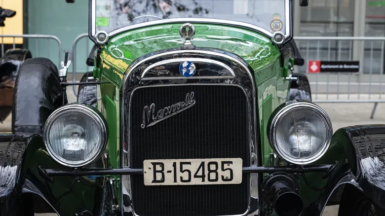 How Walter Chrysler Turned Failing Maxwell Into America's Chrysler Corporation In 1925