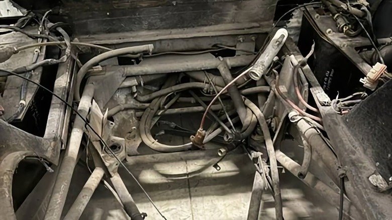 At $6,500, Is This 1988 Lotus Esprit Roller Project Worth the Gamble?