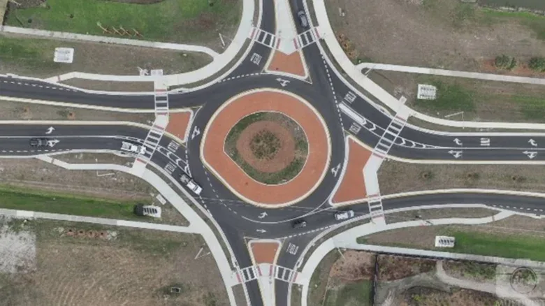 Why a Florida city is slapping a traffic light onto a brand-new roundabout — and making the whole project pointless