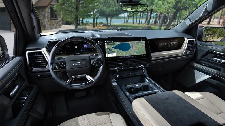 2027 Chevrolet Silverado 1500 debuts with new V8s and a passenger screen