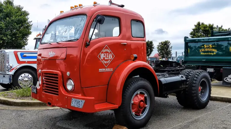 These 1950s Semi Trucks Had More Personality Than Today’s Big Rigs