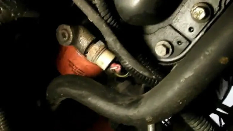 This Might Be the Most Annoyingly Placed Oil Filter in Car History