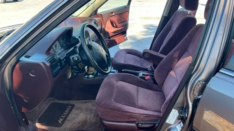 At $4,999, Is This 1992 Honda Accord LX Really a Steal?