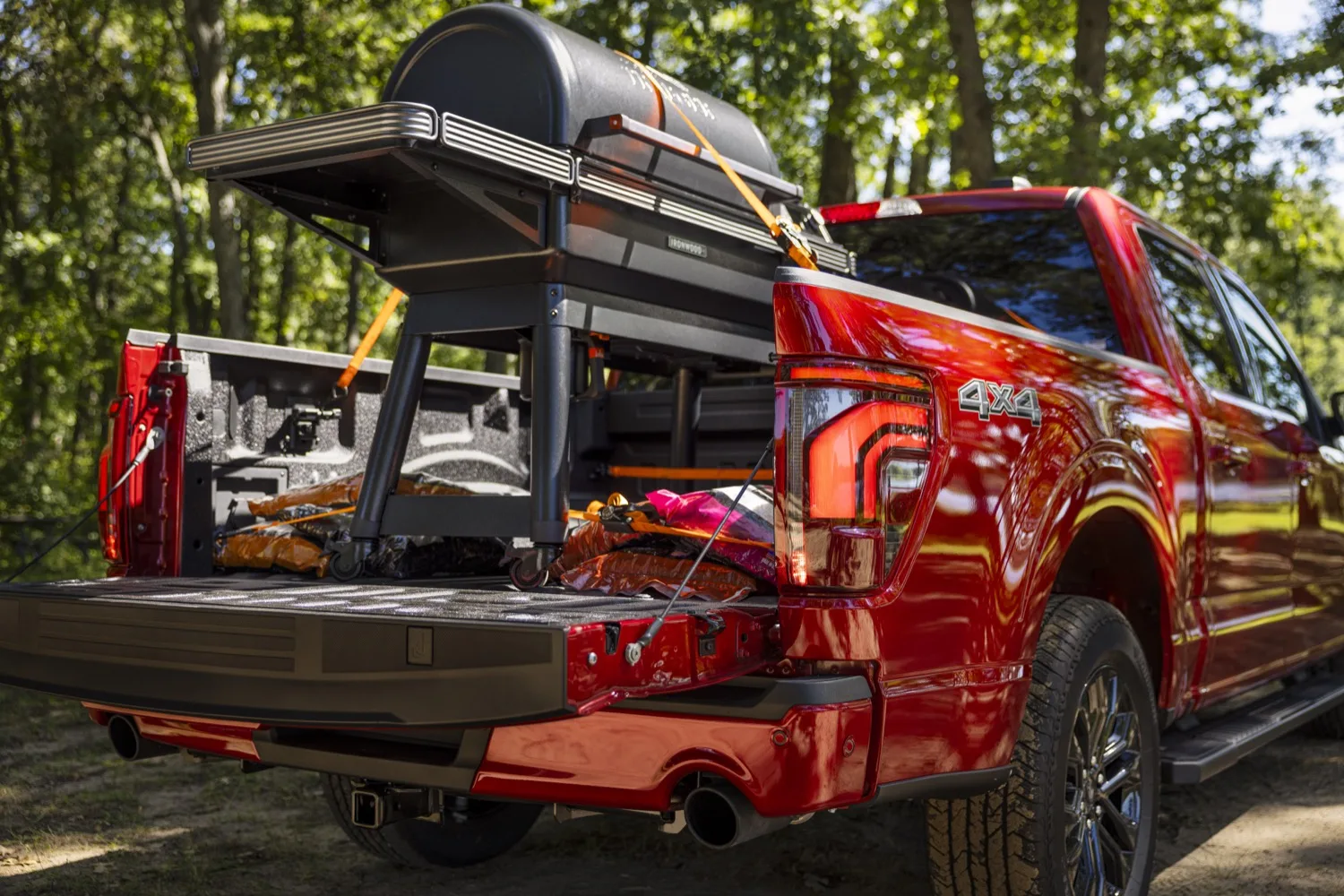 توصلت الدراسة إلى أن Ford Pickup Owners Tailgate أكثر من أي علامة تجارية منافسة