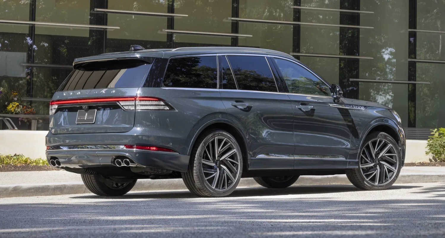 Lincoln Outranks Cadillac in 2026 American Customer Satisfaction Index Study