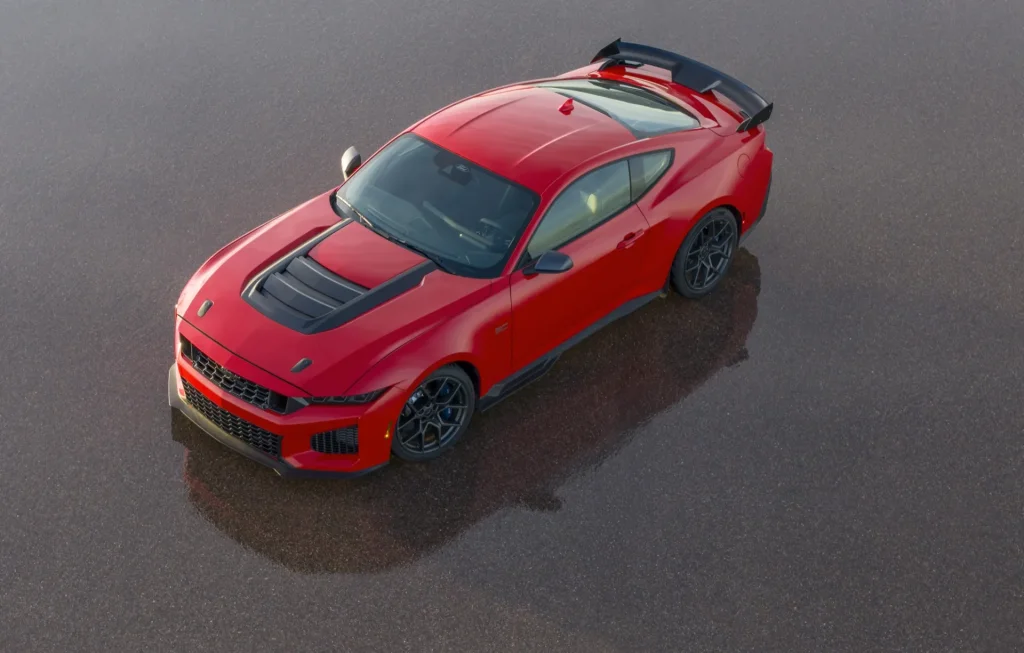 استطلاع رأي: هل الطراز S650 Ford Mustang Need Another هو البديل عالي الأداء؟
