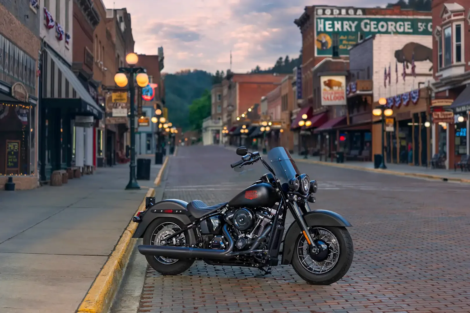 2026 Harley-Davidson Deadwood First Look: 6 Fast Facts