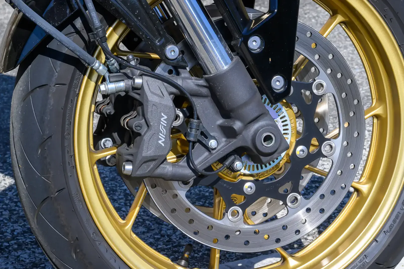 2026 Suzuki GSX-8TT Review: 13 Key Facts for Retro Sportbiking