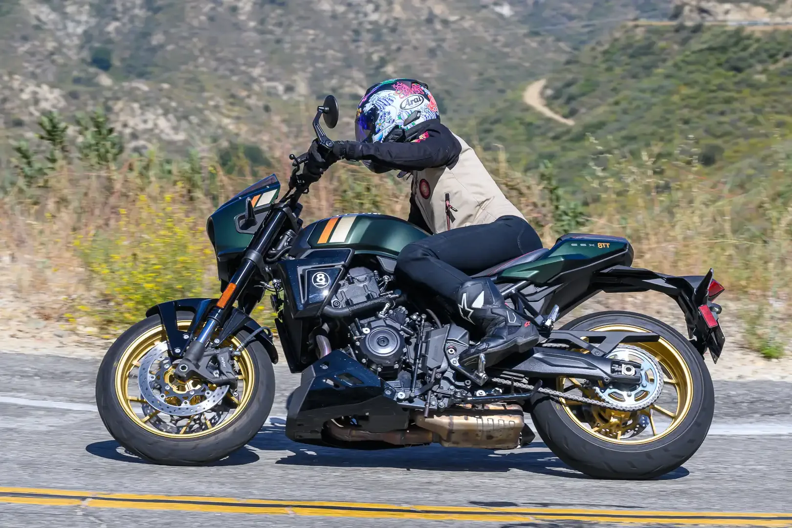 2026 Suzuki GSX-8TT Review: 13 Key Facts for Retro Sportbiking