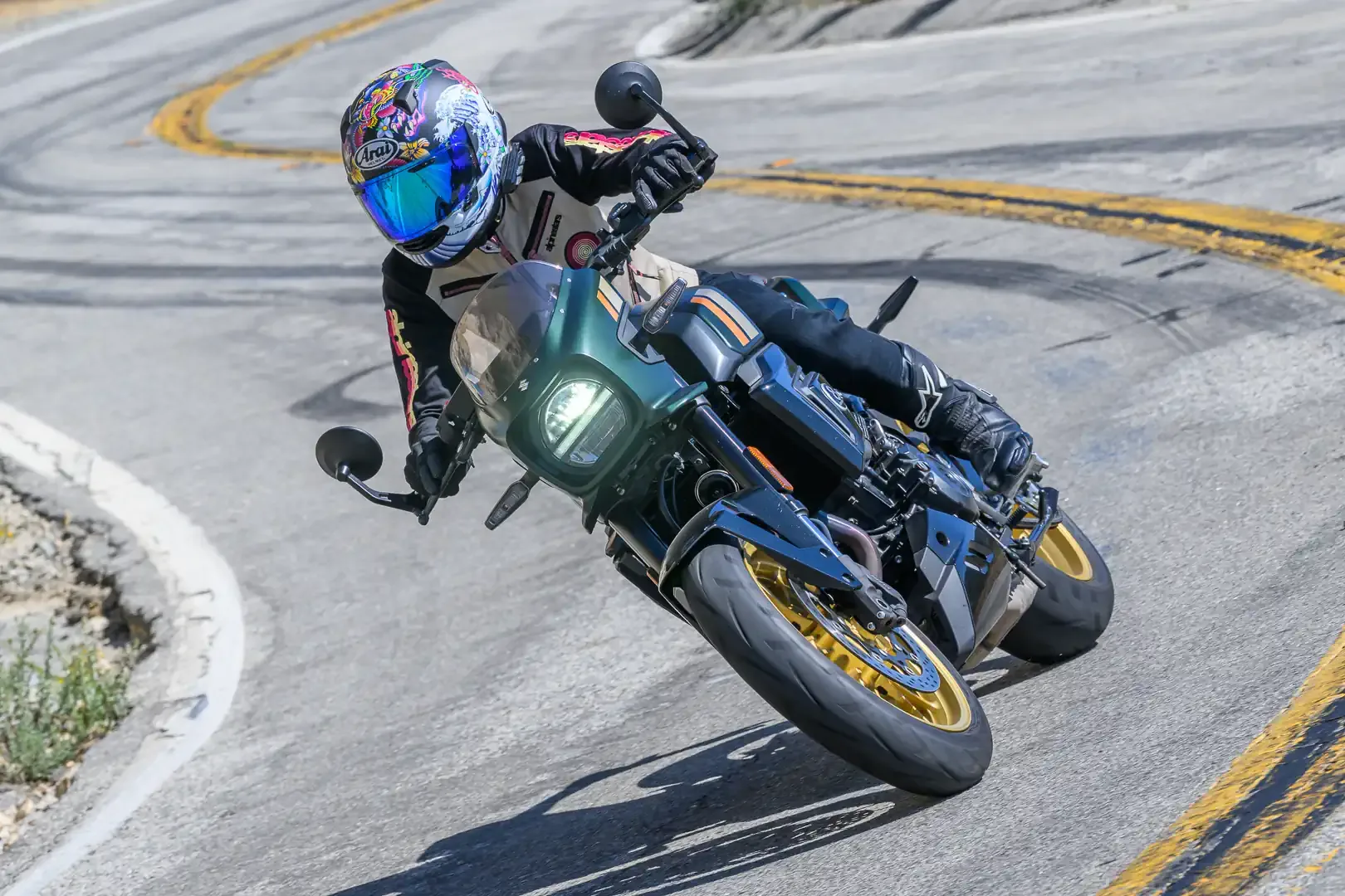 2026 Suzuki GSX-8TT Review: 13 Key Facts for Retro Sportbiking