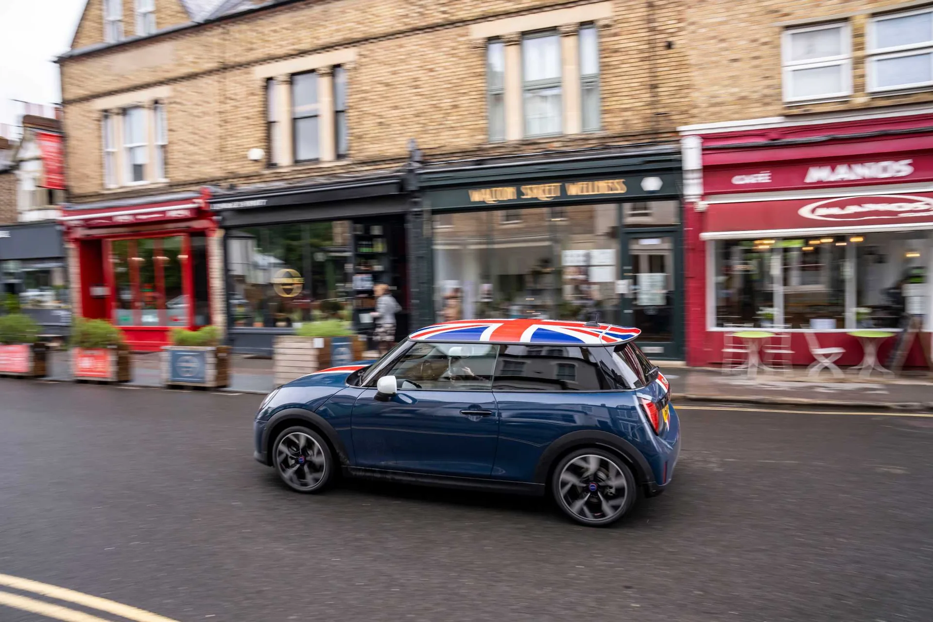 The MINI Cooper Oxford Edition: A Tribute to the Brand's Home