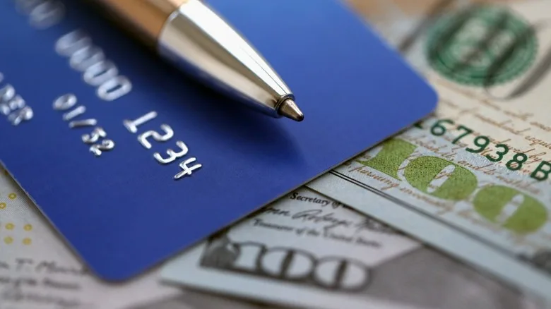 إيجابيات وسلبيات التحول إلى استخدام بطارية ليثيوم لبدء التشغيل