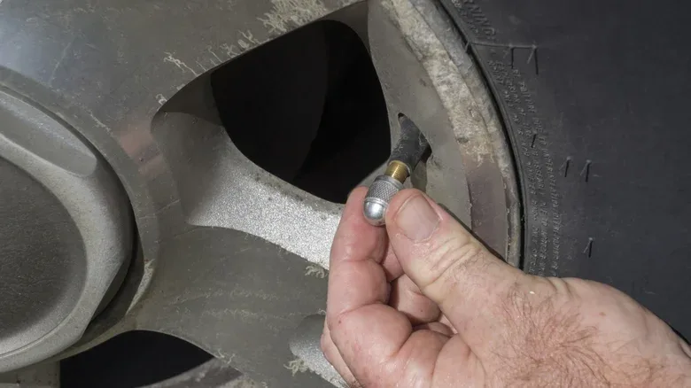 What’s the Quickest Way to Fix a Flat Tire?