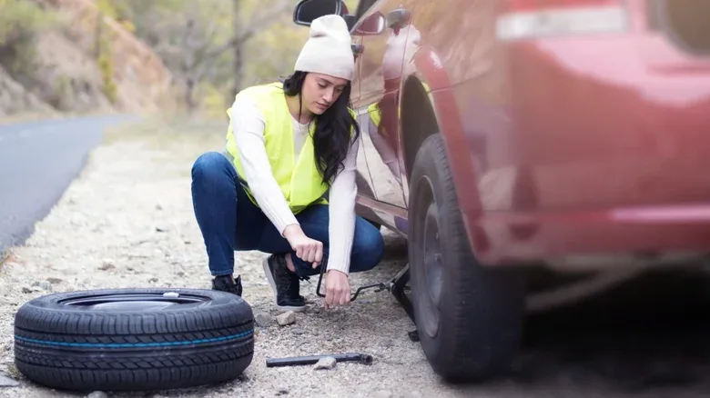 What’s the Quickest Way to Fix a Flat Tire?