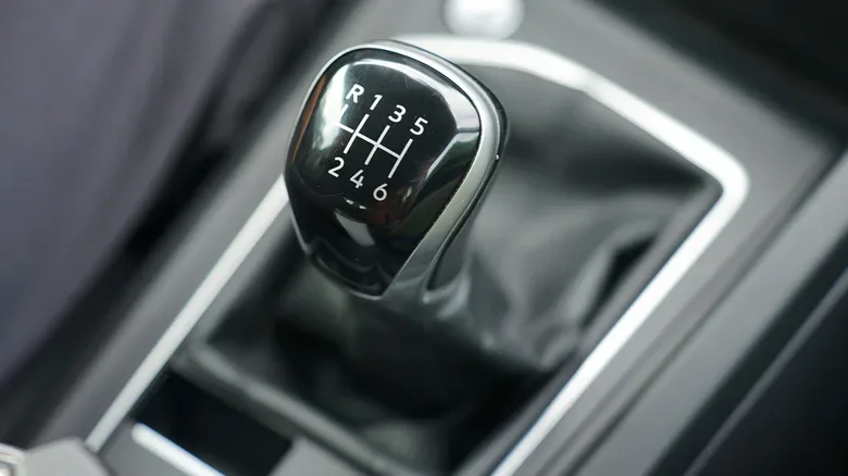 Driving a Manual Isn’t Just Cool—It’s a Brain Workout, Says Neuroscientist