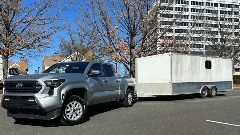 How aftermarket airbag suspension systems can boost your truck’s towing game