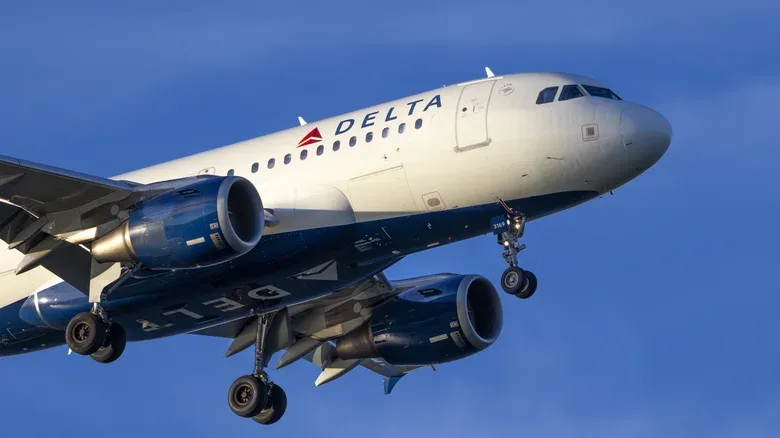 Firework strikes Delta flight during landing at Chicago Midway — another Independence Day ‘celebration’ gone wrong