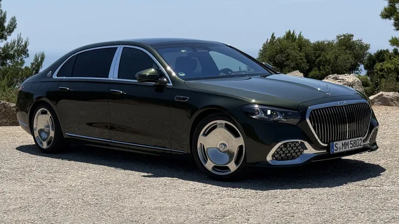 2027 Mercedes-Maybach S580: The Ultimate Ultra-Luxury Sedan Refined for the Back Seat Experience