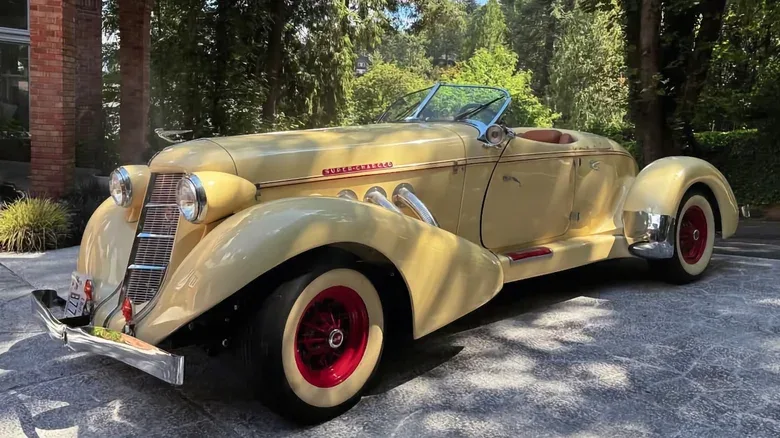 Por 48.000 dólares, ¿es esta réplica del 1935 Auburn Speedster una verdadera oferta?