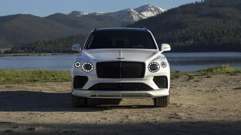 Here’s How Much a 2021 Bentley Bentayga V8 Has Depreciated in Five Years